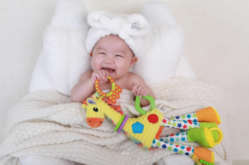 嵊州1岁宝宝流鼻涕打喷嚏 嵊州1岁宝宝流鼻涕打喷嚏